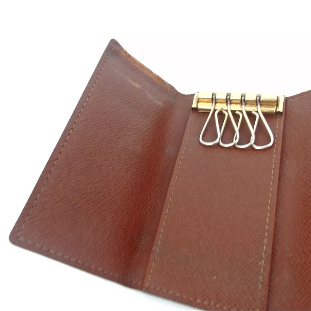 AUTH LOUIS VUITTON Key Holder - Picture 12 of 12